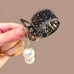 Brand New Titanium Black Rhinestone Pearl Hair Claw Clips